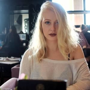 Meet your Posher, Paige